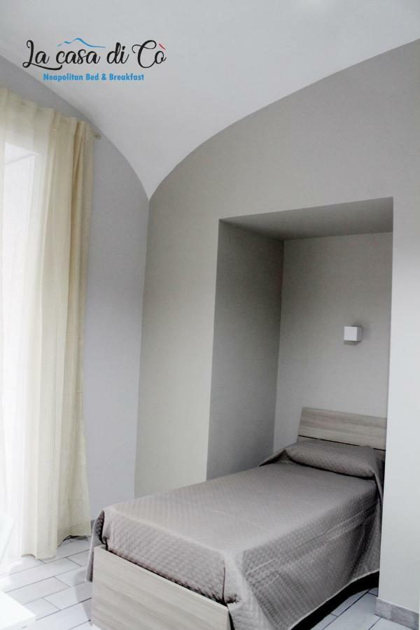 B&B La Casa Di Co เนเปิลส์ ภายนอก รูปภาพ